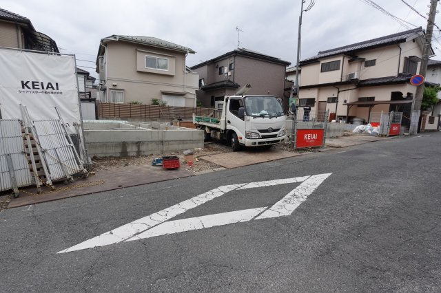 川越市霞ヶ関北4丁目　新築戸建　20期の前面道路含む現地写真