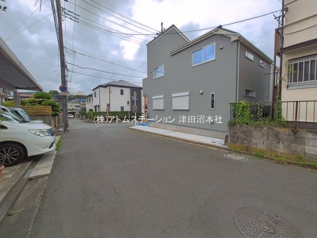 【前面道路含む現地写真】 | アトムセレクト船橋市八木が谷109　2棟　1号棟
