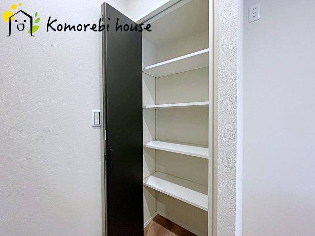 さいたま市大宮大和田町　新築一戸建て　グリーンガーデン　Aの収納|専用の収納スペースです