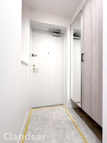 エンゼルハイム西新井大師の玄関|ドキドキの新生活も、安心してスタート。ぴったりの住まいを見つけませんか？クランディアが一緒に住まい選びをサポートします‼　まずは、お気軽にお問合せください　＃クランディア
