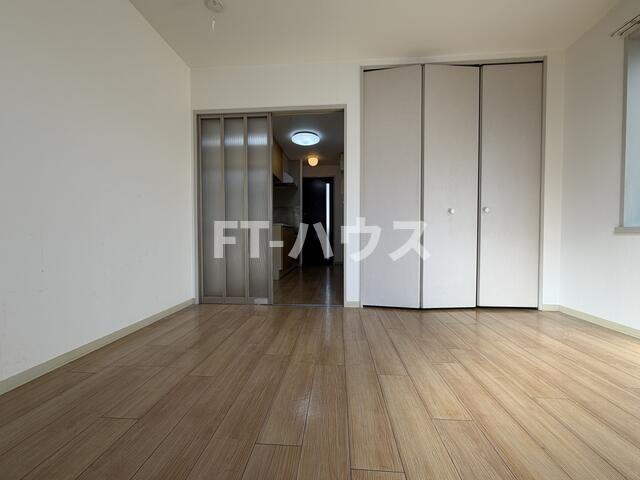 パル勝田台の内装