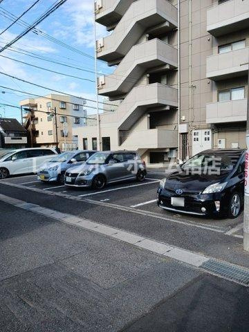 【仲介手数料：50％OFF】対象物件！の駐車場|駐車場完備です