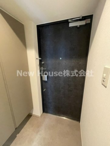 シーズンフラッツ滝野川の玄関