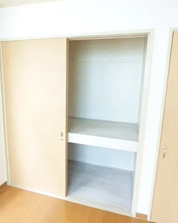 さいたま市南区文蔵３丁目のアパートの収納