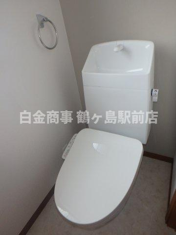鶴ヶ島市柳戸町中古戸建のトイレ|２F