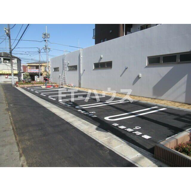 スカイグランデ八千代台の駐車場