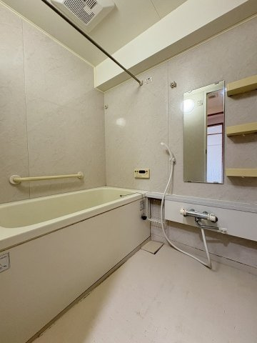 エバーライフネアシティ久留米壱番館【キャッシュバック対象物件】の浴室|お風呂で日々の疲れを落としましょう