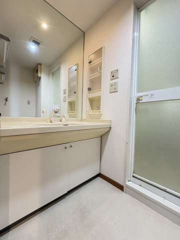 エバーライフネアシティ久留米壱番館【キャッシュバック対象物件】の内装|内装もきれいです