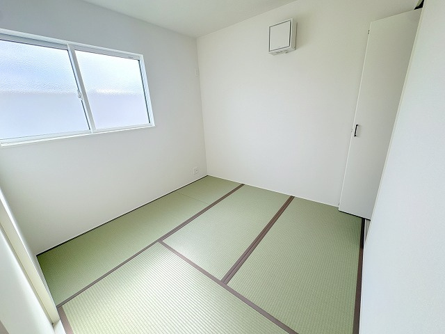 【和室】 | 志木市中宗岡3丁目　新築一戸建住宅　全1棟　(ふじみ野店) | 和の雰囲気を感じられる空間です。