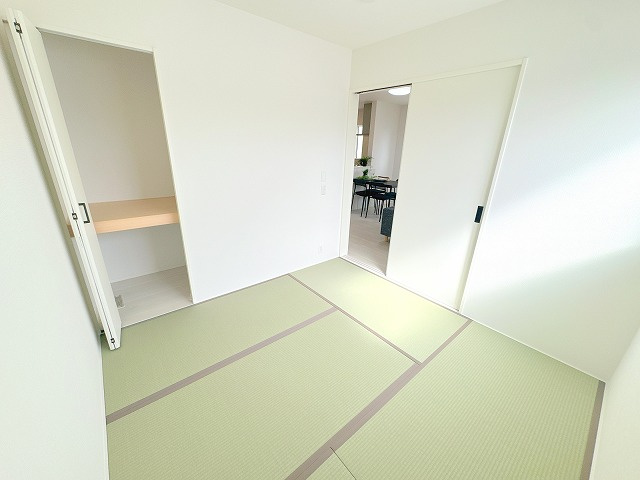 【和室】 | 志木市中宗岡3丁目　新築一戸建住宅　全1棟　(ふじみ野店) | 収納もしっかり完備しています。