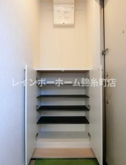 江戸川区松島３丁目のアパートの収納