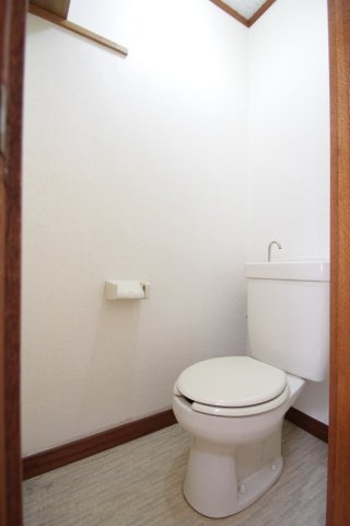 ハイツコウチのトイレ|※他室参考写真