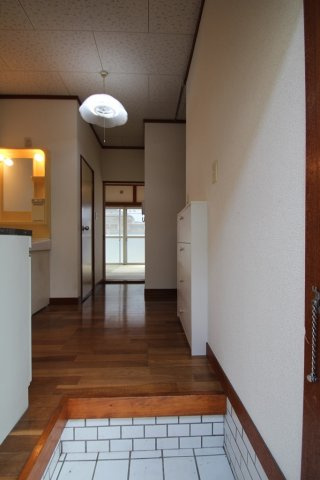 ハイツコウチの玄関|※他室参考写真