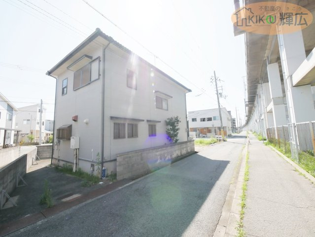 明石市魚住町西岡　中古戸建の外観
