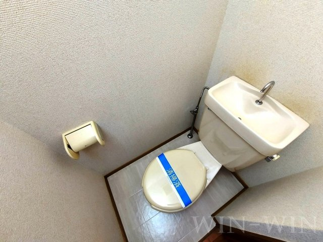 フォレスト本郷 Aのトイレ|イメージ（同建物内別部屋の写真です）