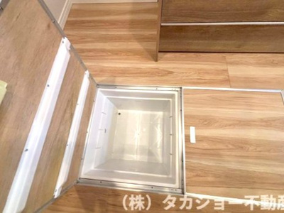 【収納】 | ライオンズガーデン千葉東 | 床下収納が御座います。