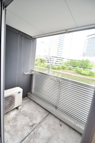 大阪市都島区片町２丁目の賃貸マンションのバルコニー
