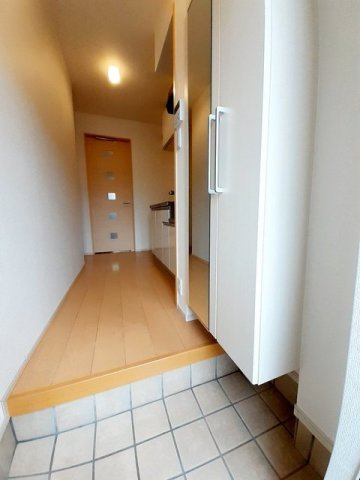 ベル　テール　Ａの玄関|落ち着いた玄関です