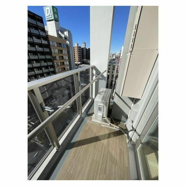 ブランシエスタ横浜高島町のバルコニー