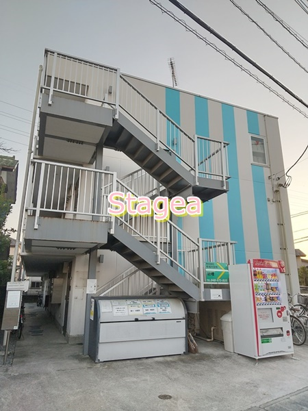 アッソルッソの外観