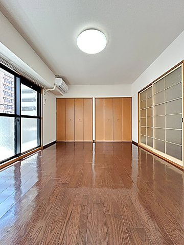 泉２０００の洋室