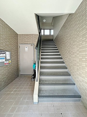 泉２０００のエントランス