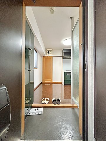 泉２０００の玄関