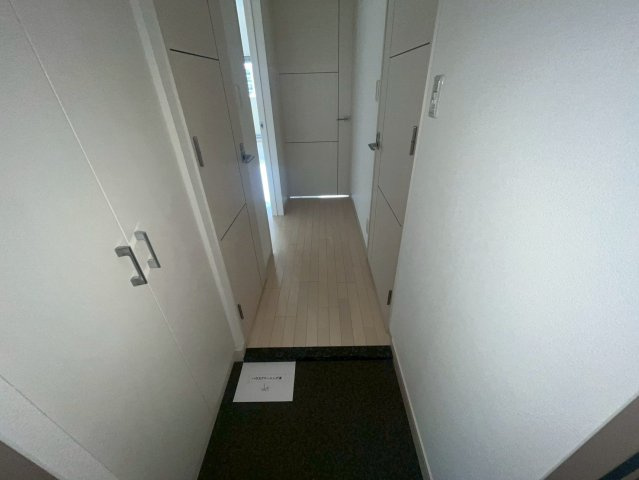 プレサンス名古屋ＳＴＡＴＩＯＮアブソリュートの玄関