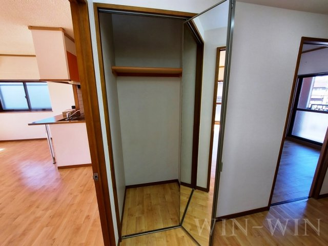 南の風ビルの収納