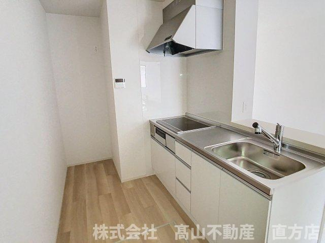 直方市大字感田のアパートのキッチン