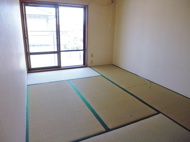 シティハイムフォーサム(大久保町森田）の和室