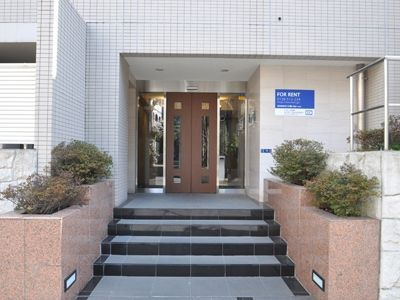 KDXレジデンス高輪のエントランス|毎日通るエントランスはこのようになっています