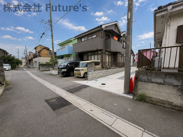 三郷市彦江1丁目　新築平屋戸建の前面道路含む現地写真|前面道路含む現地写真です。