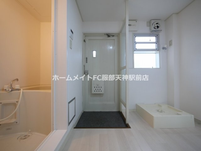 ラポール蛍池の玄関