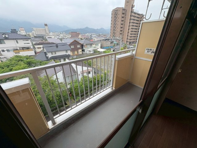 アビーロード西条のバルコニー