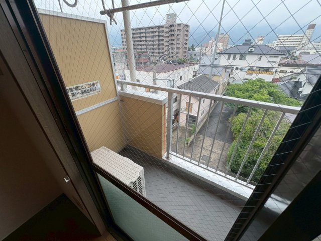 アビーロード西条のバルコニー