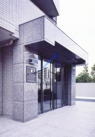 ルーブル新宿西落合七番館のエントランス|エントランスです。
