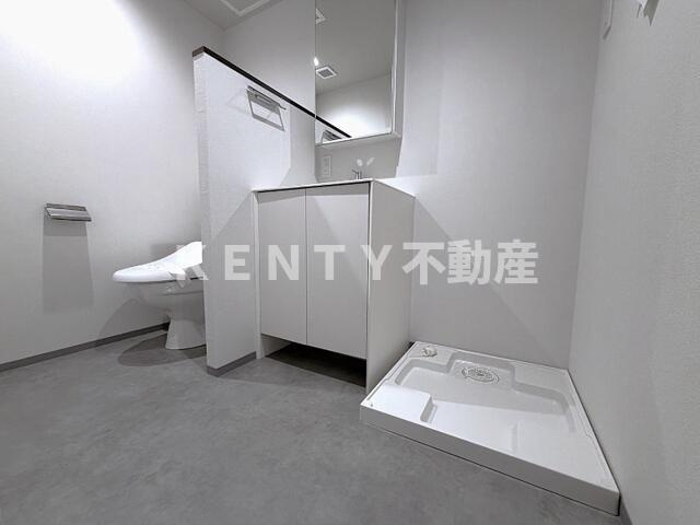 【トイレ】 | サウス・レジデンス目黒 | 落ち着いた色調のトイレです