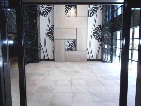 M-RESIDENCE新大阪Gardenのロビー