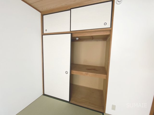 アーバン東町の収納|押入れ収納☆
