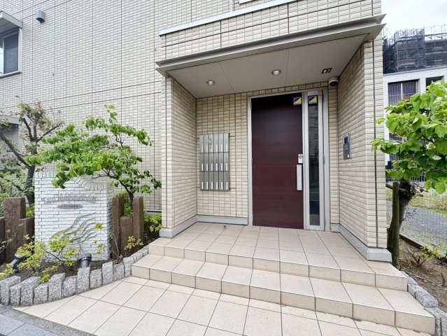エクセル西船橋Ⅱのエントランス