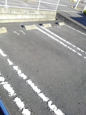 【駐車場】 | メゾン　ハナブサ　Ａ