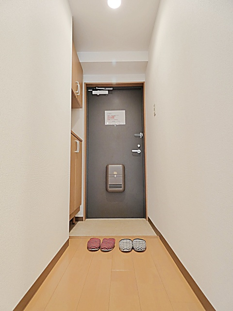 レージュ竹の山の玄関