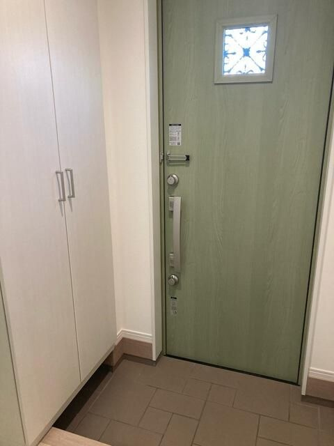 寿ハウスの玄関