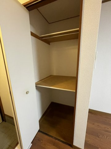 西宮サンハイツの収納