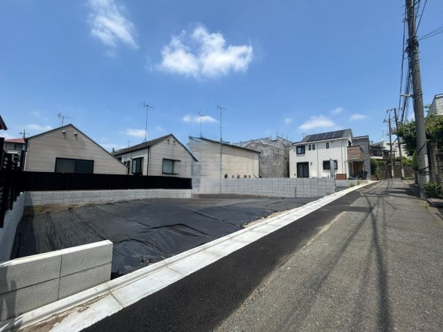 目黒区大岡山　建築条件付売地の前面道路含む現地写真