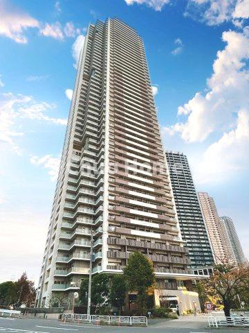 プラウドタワー東雲キャナルコートの外観|2012年12月築。52階建て・総戸数：600戸のビッグコミュニティ。ペットの飼育可能マンションです。