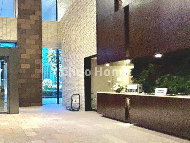 プラウドタワー東雲キャナルコートの受付|コンシェルジュサービス