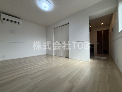 【居間・リビング】 | サン番館 | LDK10.2帖
