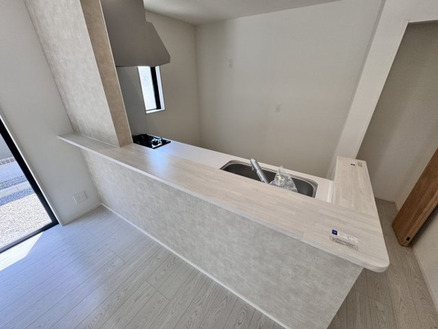 熊本市南区良町１丁目の新築一戸建のキッチン
